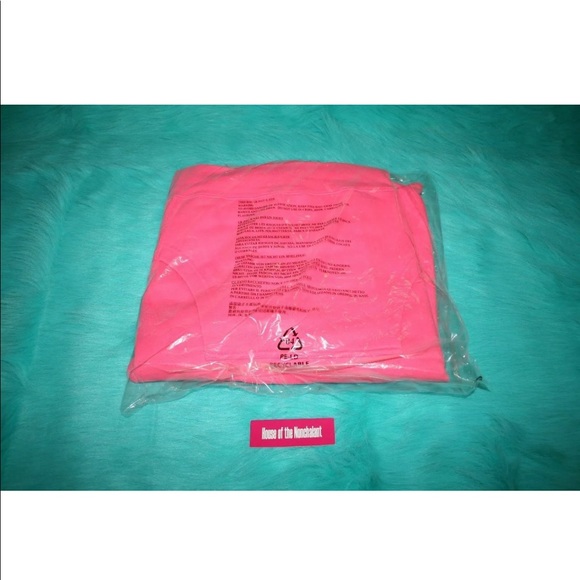 Anti Social Social Club Pink hoodie - Picture 4 of 4